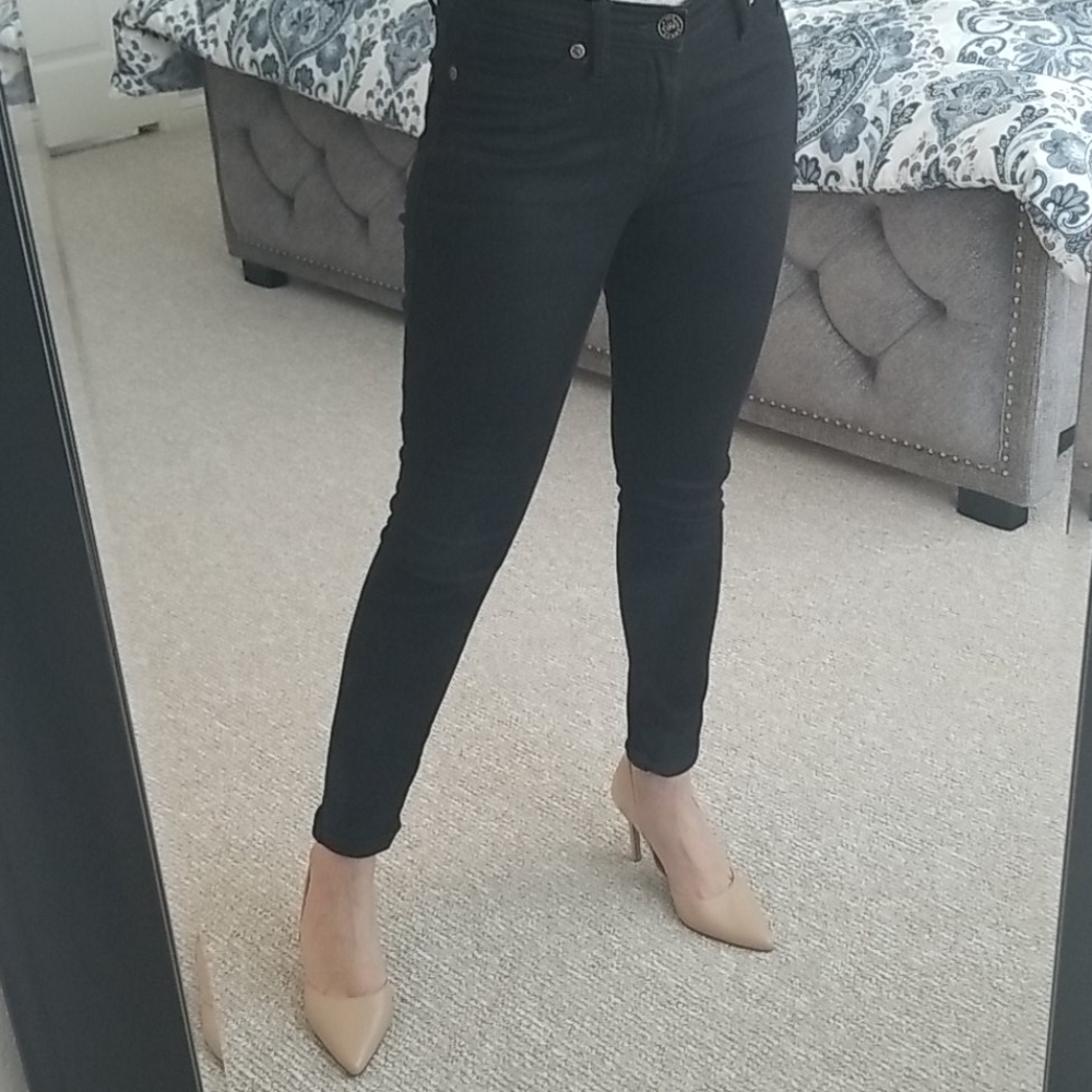 Rock & Rebublic Mid-Rise skinny jeans